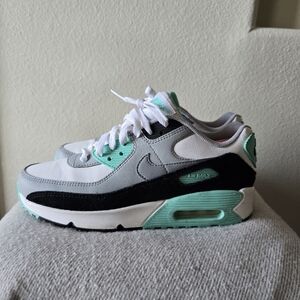 Nike Air Max 90 in Gray and Teal - 7Y